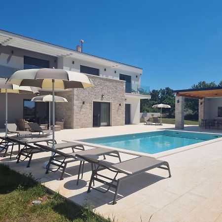 Luxury Villa Serena 2022 - With Heated Pool Cukrici Luaran gambar