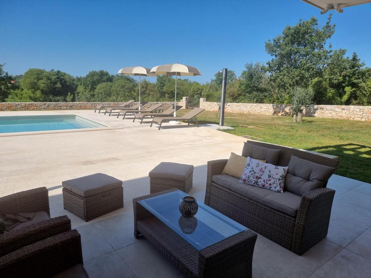 Luxury Villa Serena 2022 - With Heated Pool Cukrici Luaran gambar