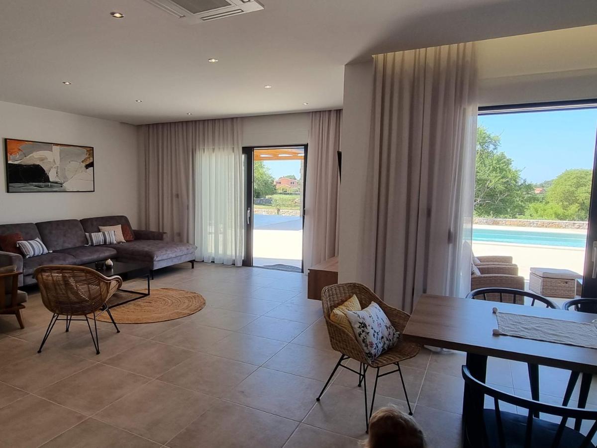 Luxury Villa Serena 2022 - With Heated Pool Cukrici Luaran gambar