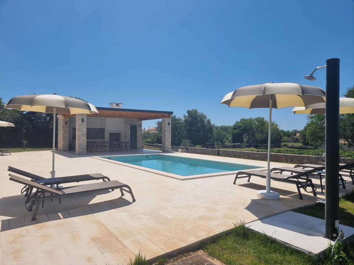 Luxury Villa Serena 2022 - With Heated Pool Cukrici Luaran gambar